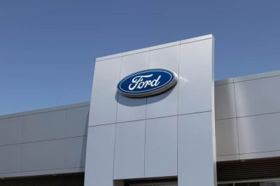 Ford e Geely se unem na Europa por veículos utilitários