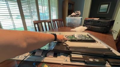 Dude Rips Out Mic And Wifi From New LG TV That Reportedly Spies On Customers: ‘You Don’t Own The Glass On This One!’