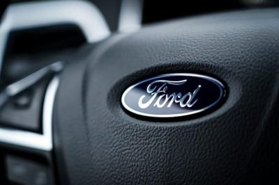 Ford disputa contrato para criar novo caminhão tático do Exército dos EUA
